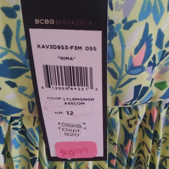 Brand New BCBG skirt. Floral print. - Picture 4 of 4